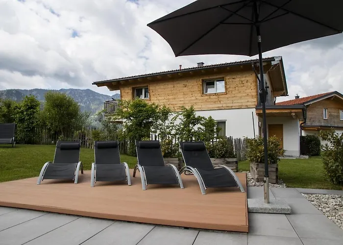 Mit Pool Und Bergblick In Inzell